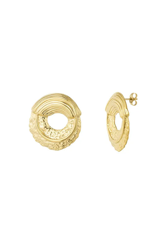 Round structure earrings