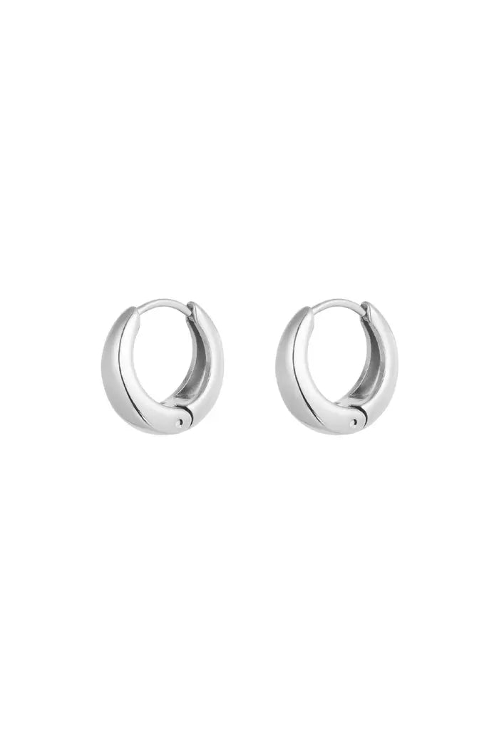 Basic Creolon earrings